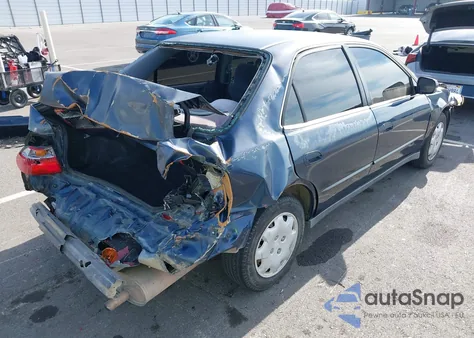 2000 Honda Accord 2.3 Lx z USA, uszkodzony, nr VIN 1HGCG6659YA036453